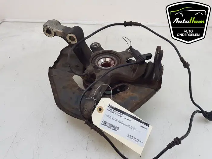 Fusee rechts-voor Mercedes A-Klasse