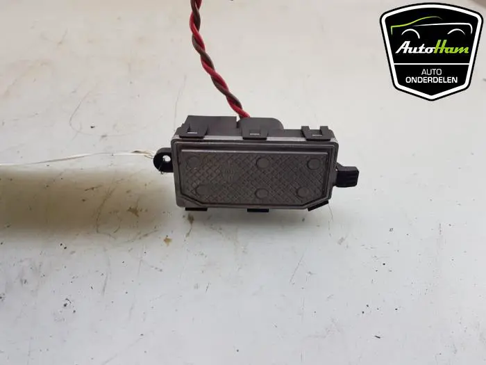 Kachel Weerstand Volvo V40
