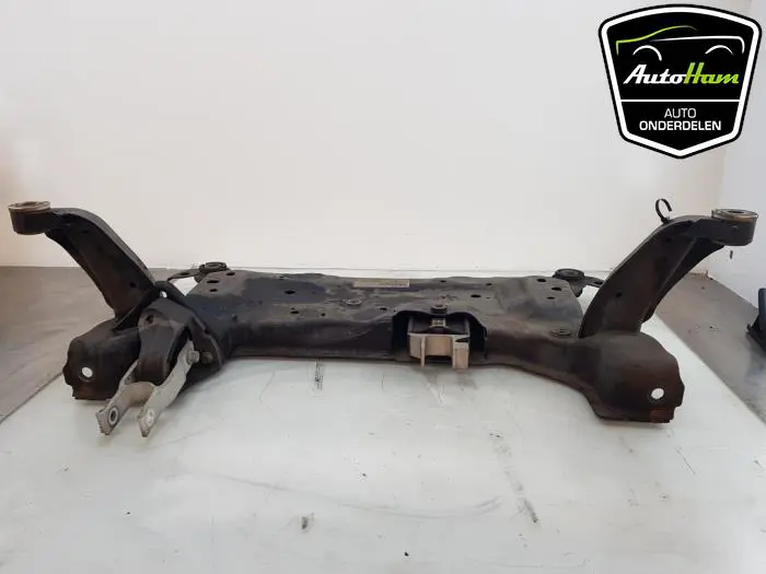Subframe Volvo V40