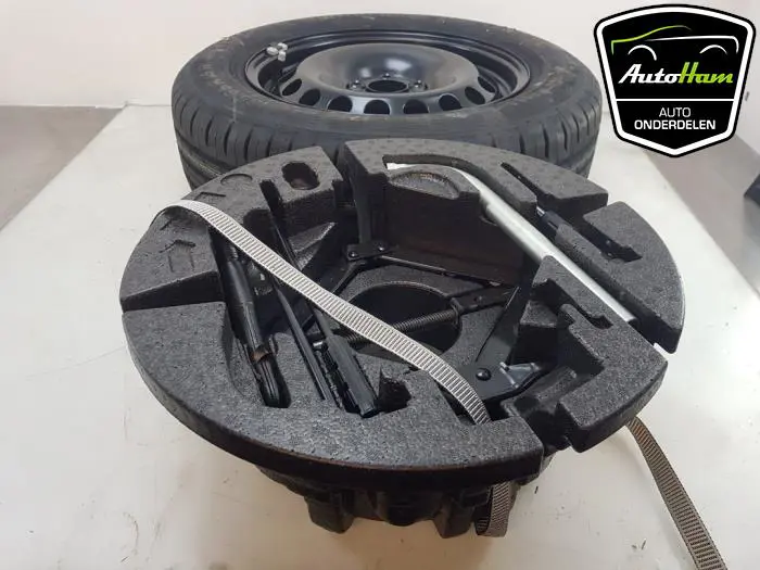 Krikset + reservewiel Volkswagen Polo