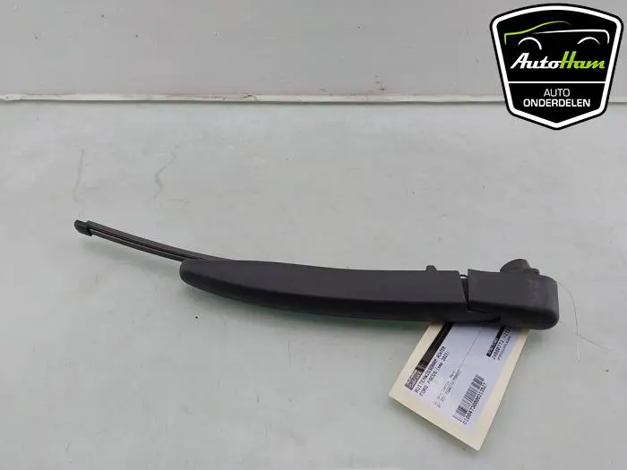 Ruitenwisserarm achter Ford Focus