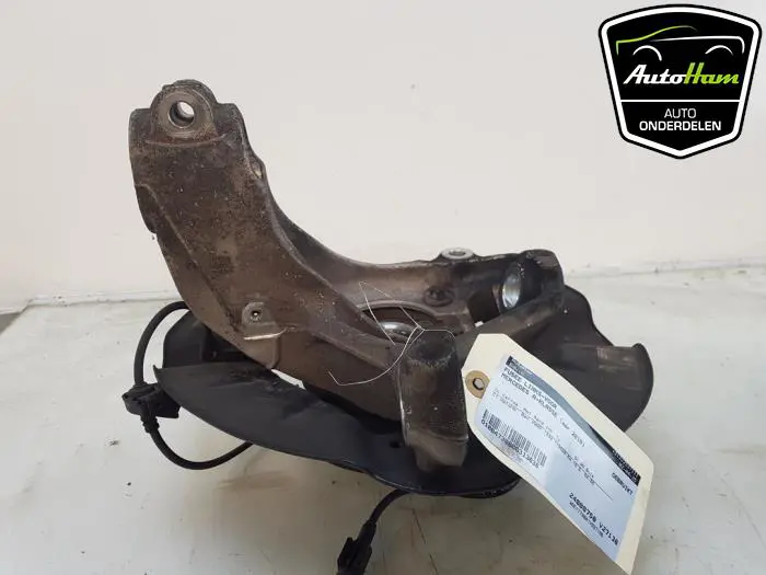 Fusee links-voor Mercedes A-Klasse