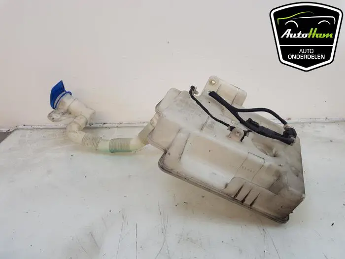 Ruitensproeiertank voor Volkswagen Golf