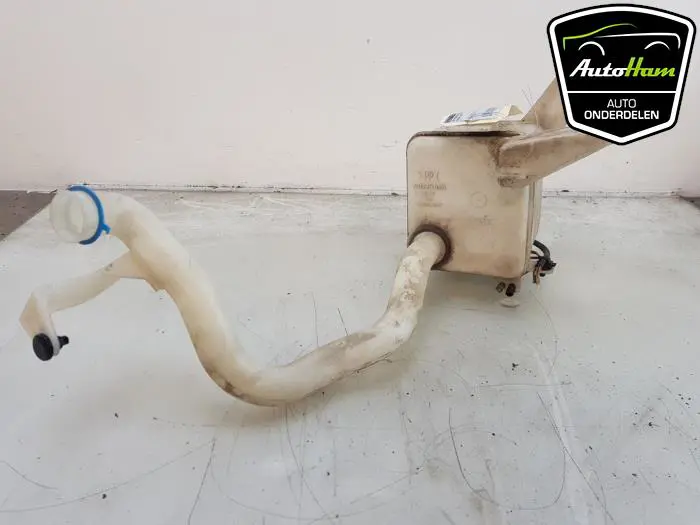 Ruitensproeiertank voor Suzuki Swift