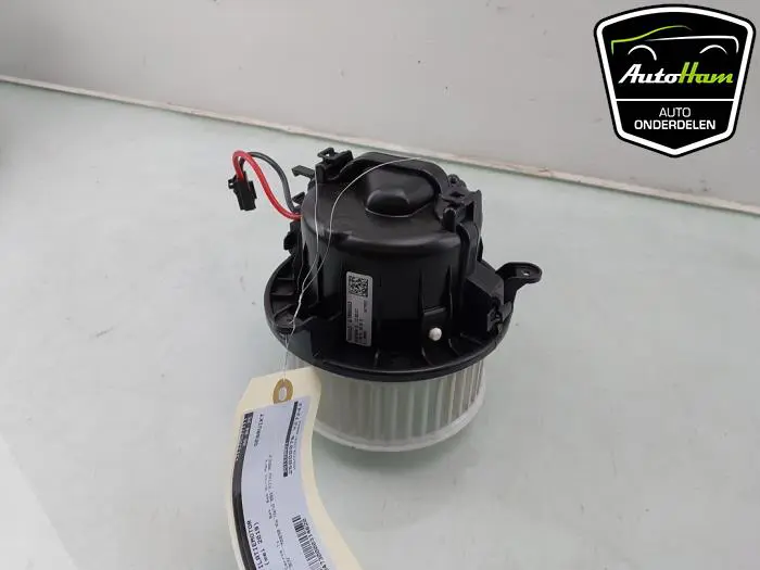 Kachel Ventilatiemotor Seat Arona