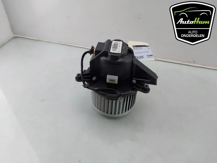 Kachel Ventilatiemotor Opel Vivaro