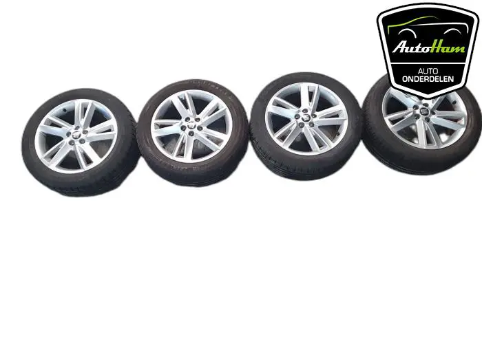 Sportvelgenset + banden Seat Arona