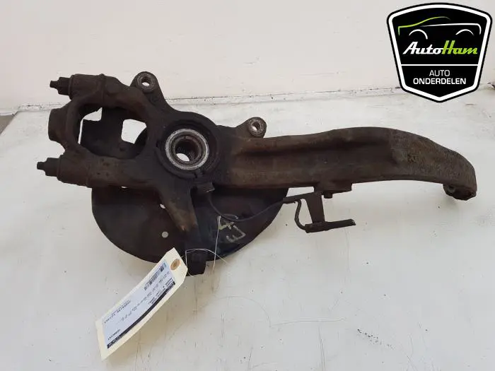 Fusee rechts-voor Mazda 6.