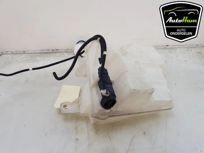 Ruitensproeiertank voor Ford Focus