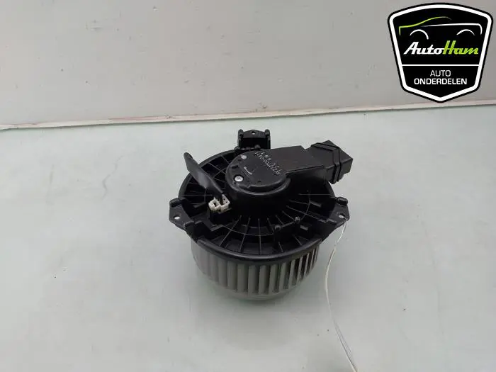 Kachel Ventilatiemotor Suzuki Swift