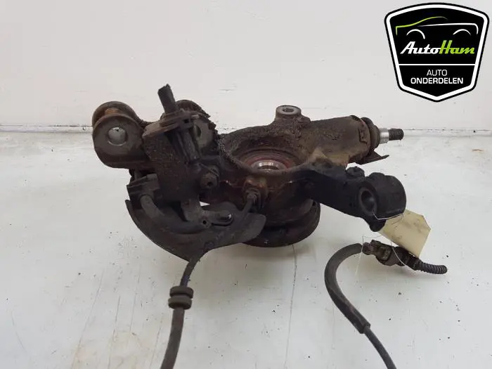 Fusee links-voor Toyota Pro-Ace