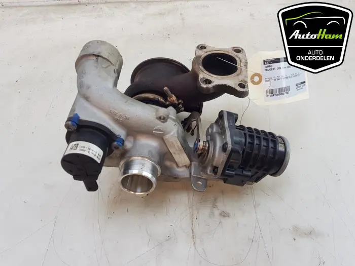 Turbo Peugeot 208