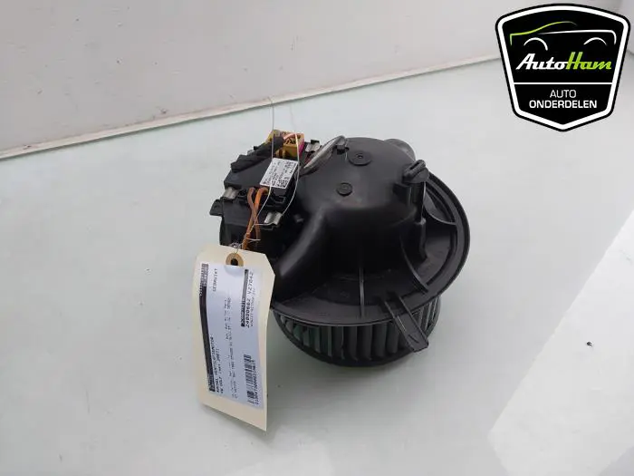 Kachel Ventilatiemotor Volkswagen Golf