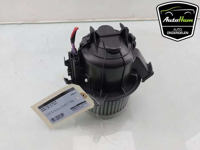 Kachel Ventilatiemotor Peugeot 208