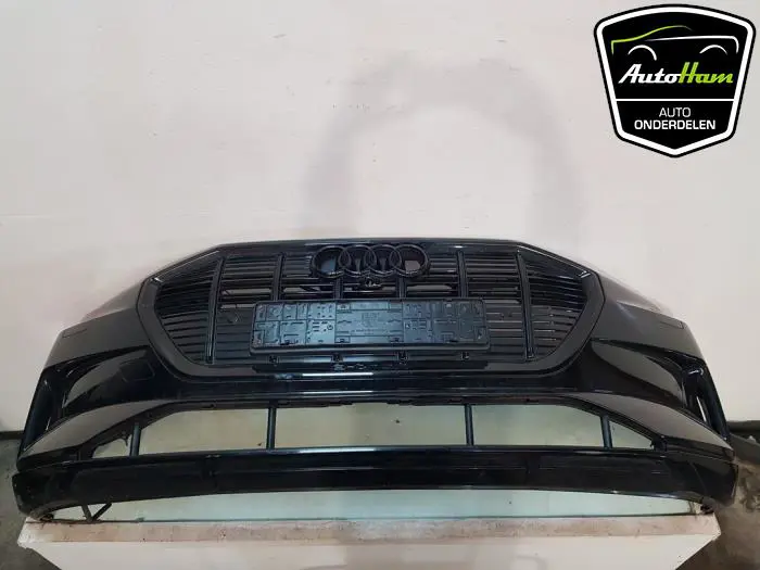 Voorbumper Audi E-Tron