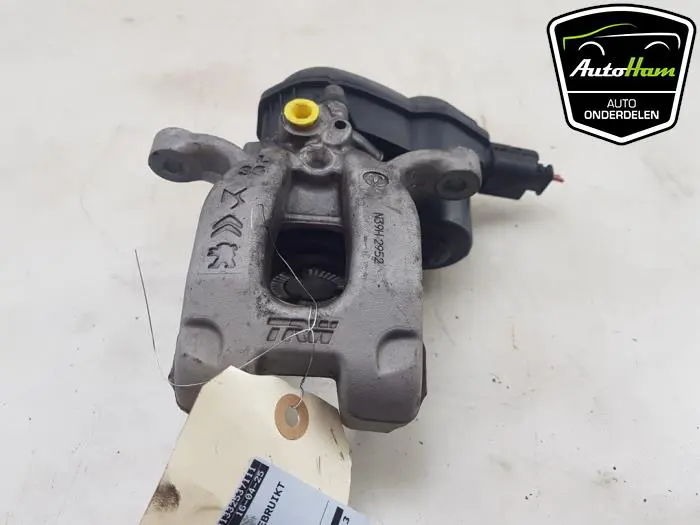 Remklauw (Tang) links-achter Peugeot 208