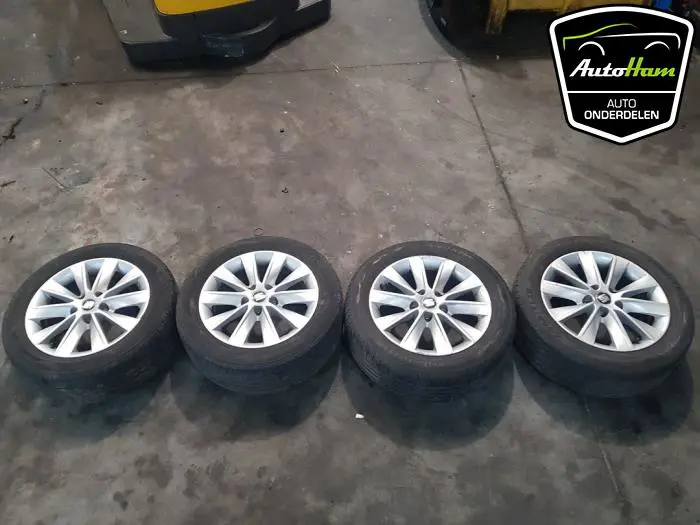 Sportvelgenset + banden Seat Leon