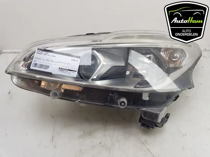 Koplamp links Peugeot 208