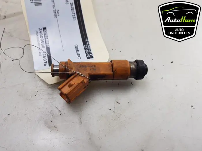 Injector (benzine injectie) Toyota Yaris