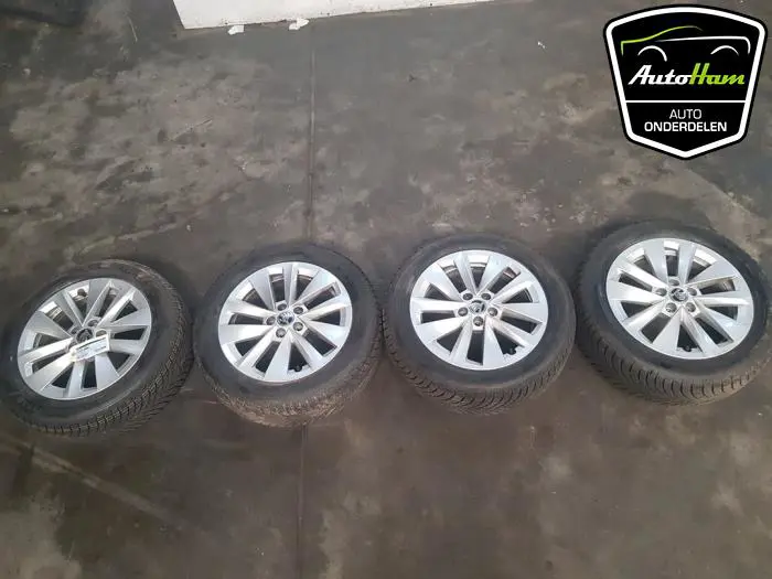 Sportvelgenset + winterbanden Skoda Scala