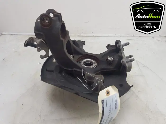 Fusee links-voor Skoda Scala