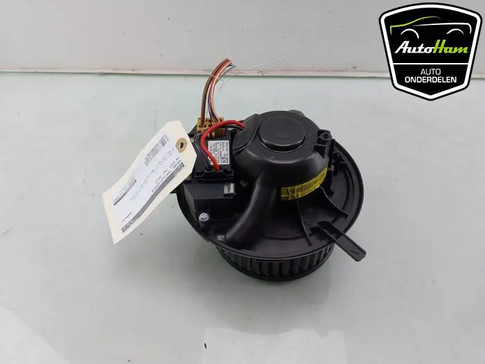 Kachel Ventilatiemotor Volkswagen Golf