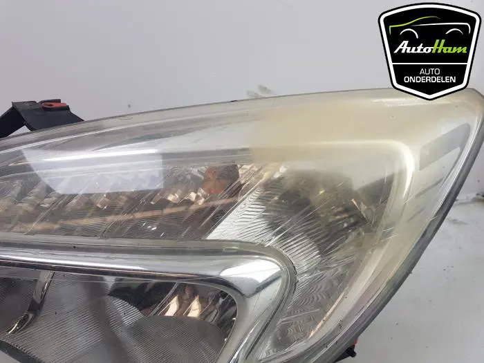 Koplamp links Opel Meriva