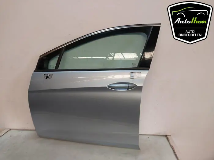 Portier 4Deurs links-voor Opel Astra