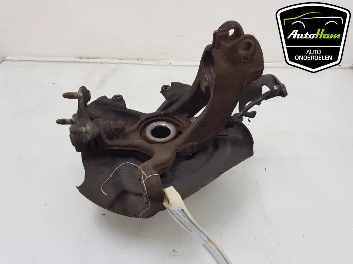 Fusee rechts-voor Volkswagen Polo