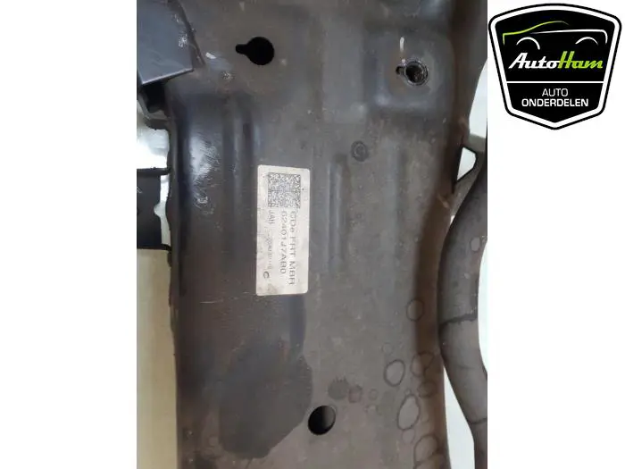 Subframe Kia XCee'd