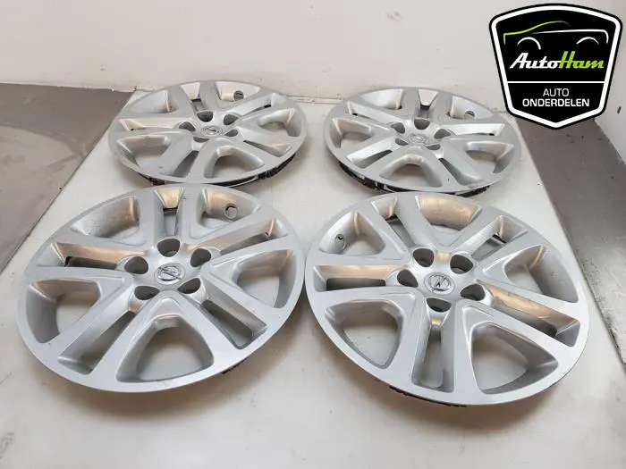 Wieldop set Opel Astra