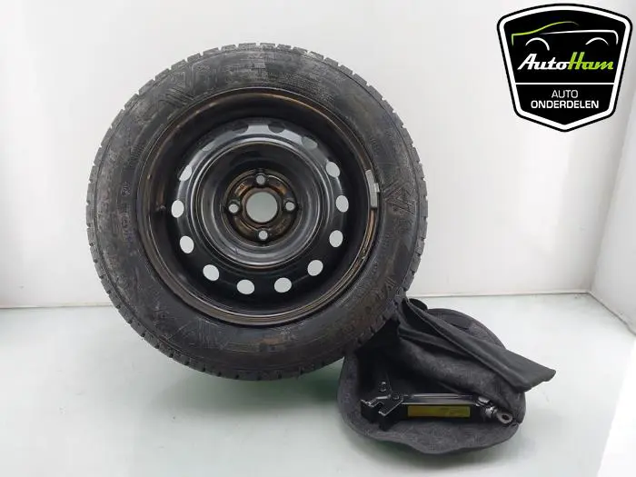 Krikset + reservewiel Hyundai I20