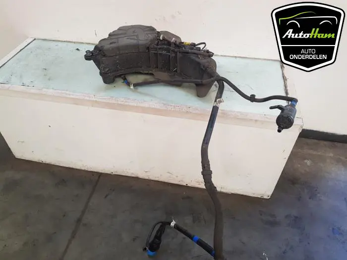 Adblue tank Renault Kangoo