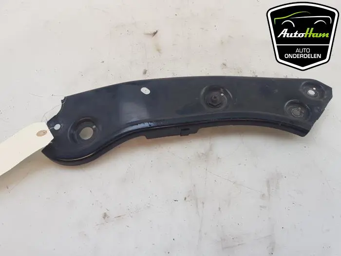 Koplampframe links Volkswagen Caddy