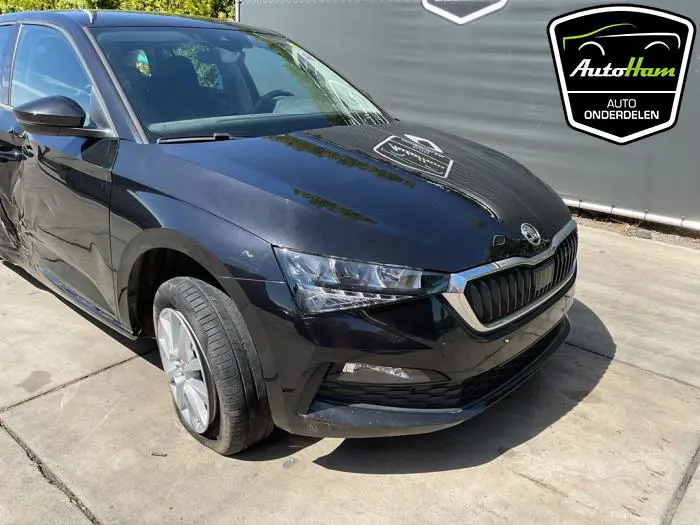 Scherm rechts-voor Skoda Scala
