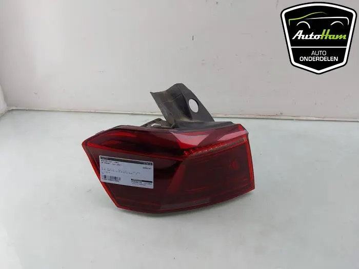Achterlicht links Volkswagen Passat