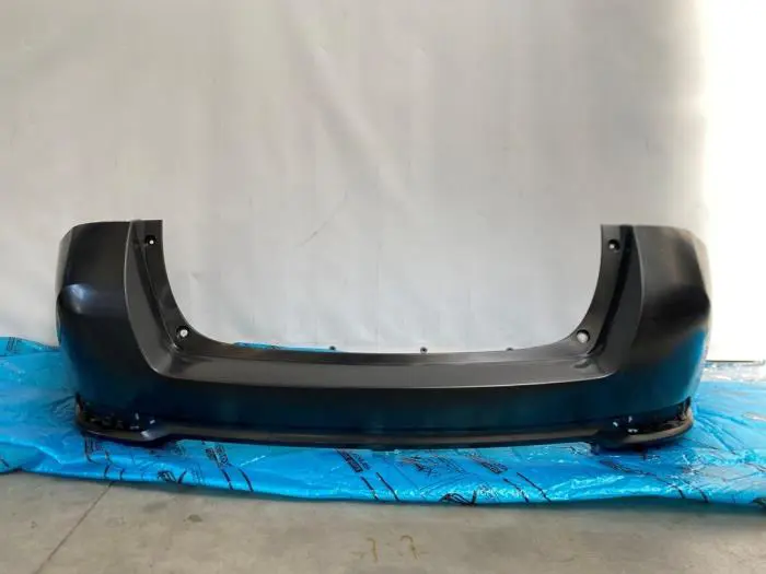 Achterbumper Toyota Auris