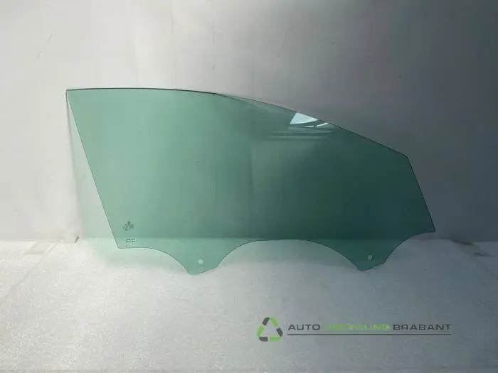 Vitre portière 4portes avant droite Volkswagen Golf
