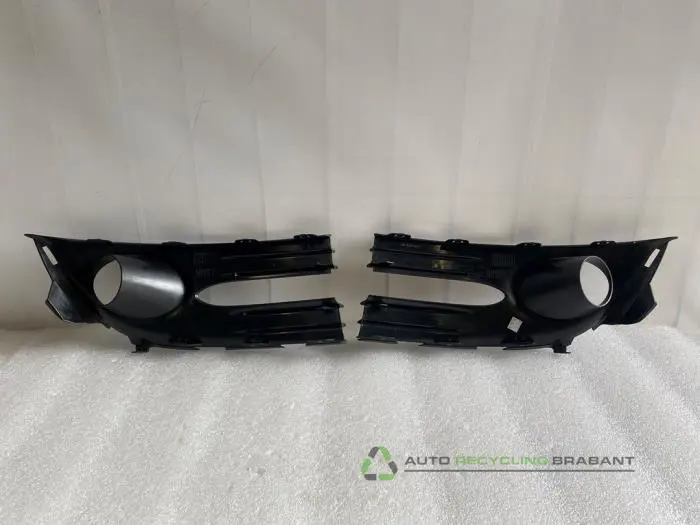 Bande décorative - 95cc5546-6369-42d8-ba58-c62ebe836d8f.jpg