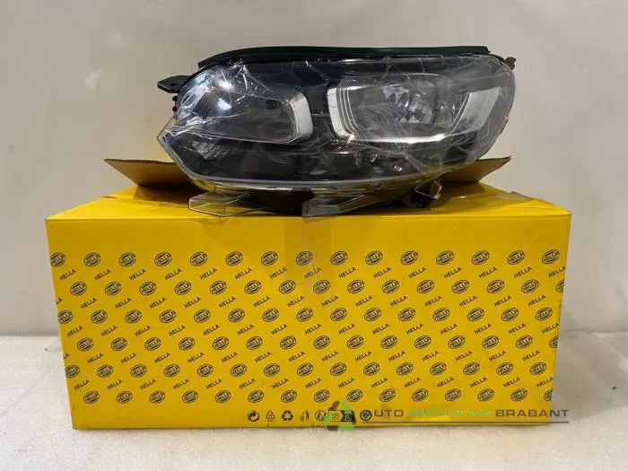 Koplamp links Opel Vivaro Koplamp links Opel Vivaro