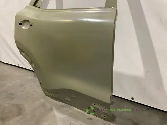 Rear door 4-door, right - 16f4ebd4-d7d2-4a2b-9e97-6fa5a2210984.jpg