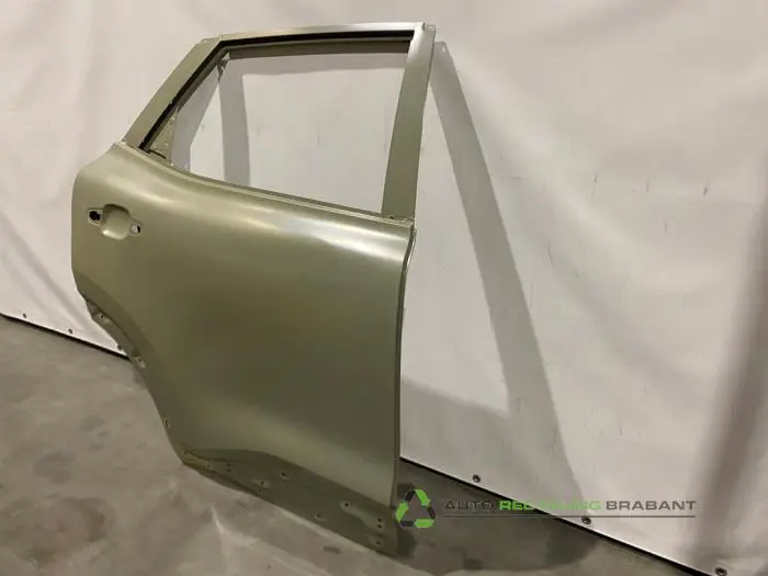 Rear door 4-door, right - 2dd5df0d-fd46-4840-a856-c7716d61b1bd.jpg