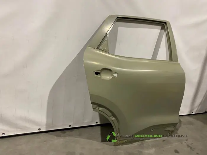 Rear door 4-door, right - 4339c546-6611-4cf2-bc54-6acd15e63498.jpg