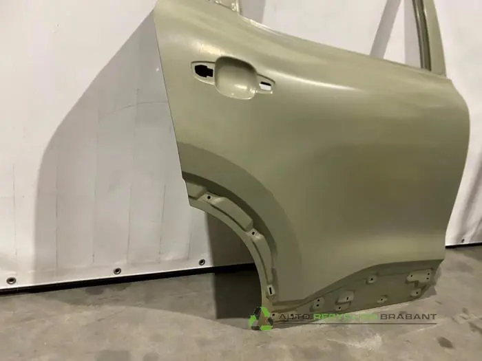 Rear door 4-door, right - d1963ae2-7919-4c40-92ab-7d346a19d71d.jpg