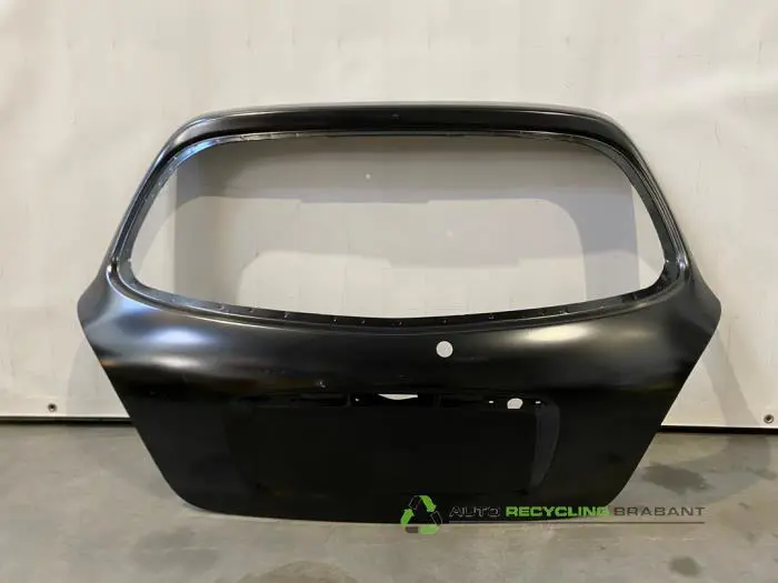 Achterklep Nissan Almera Achterklep Nissan Almera