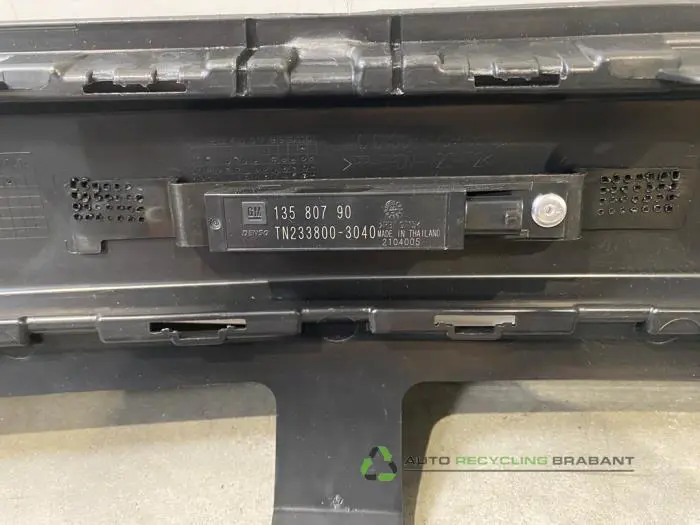 Achterbumper - ee9f9374-e0ac-4d92-b580-91992d3b69ce.jpg