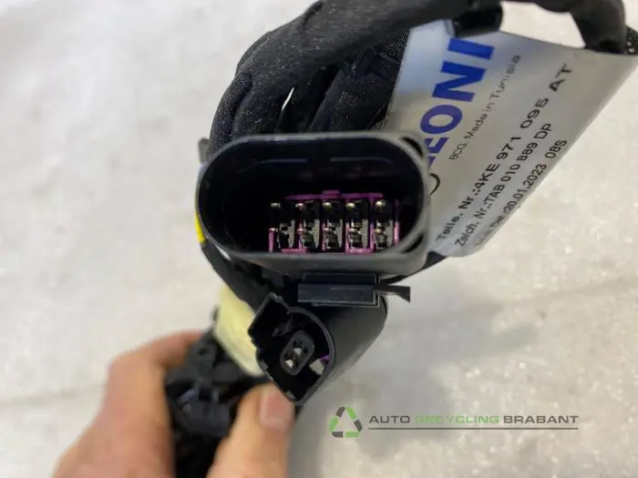 PDC kabelboom - 5226aa00-4857-4e14-bc3c-e58f89405d55.jpg