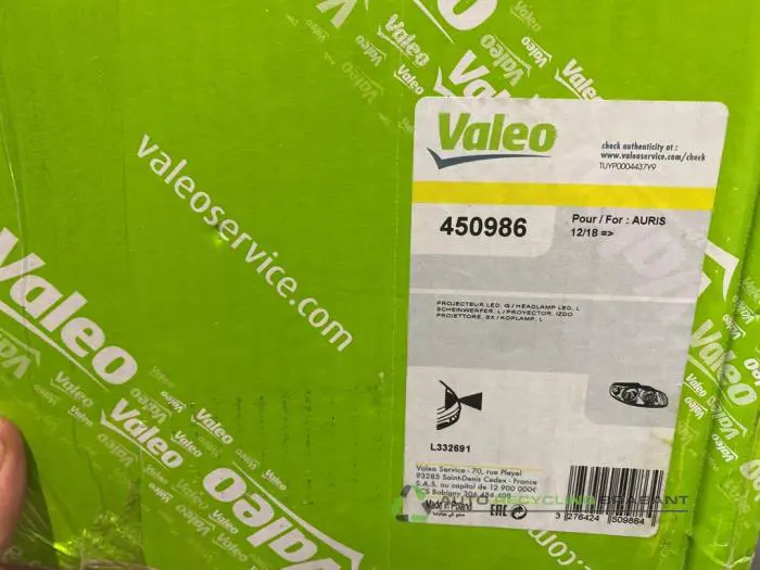 Koplamp links - bc071525-b02a-4091-85c6-b4a64e726ed5.jpg