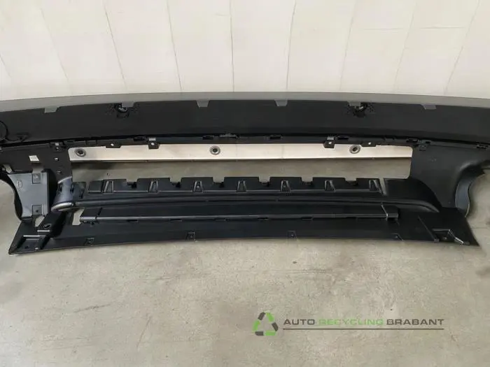 Achterbumper - fb0c468c-01d2-4a4f-b4a8-eab1d59e8c56.jpg