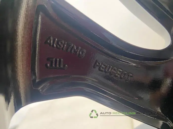 Wheel - 5106c140-411a-4380-bfad-528e8c3c286c.jpg